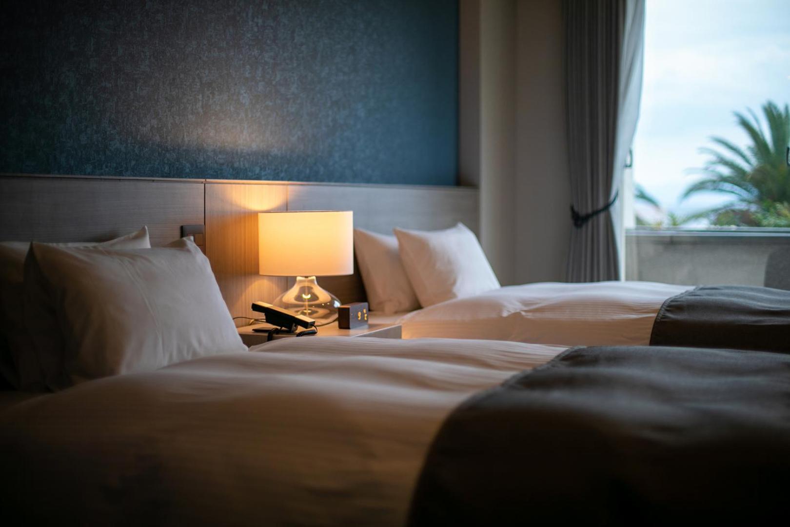 โฮเต็ล แอนด์ รีสอร์ต ซันไชน์ ซะซันเซะโตะ Hotel Suo-Oshima ภายนอก รูปภาพ