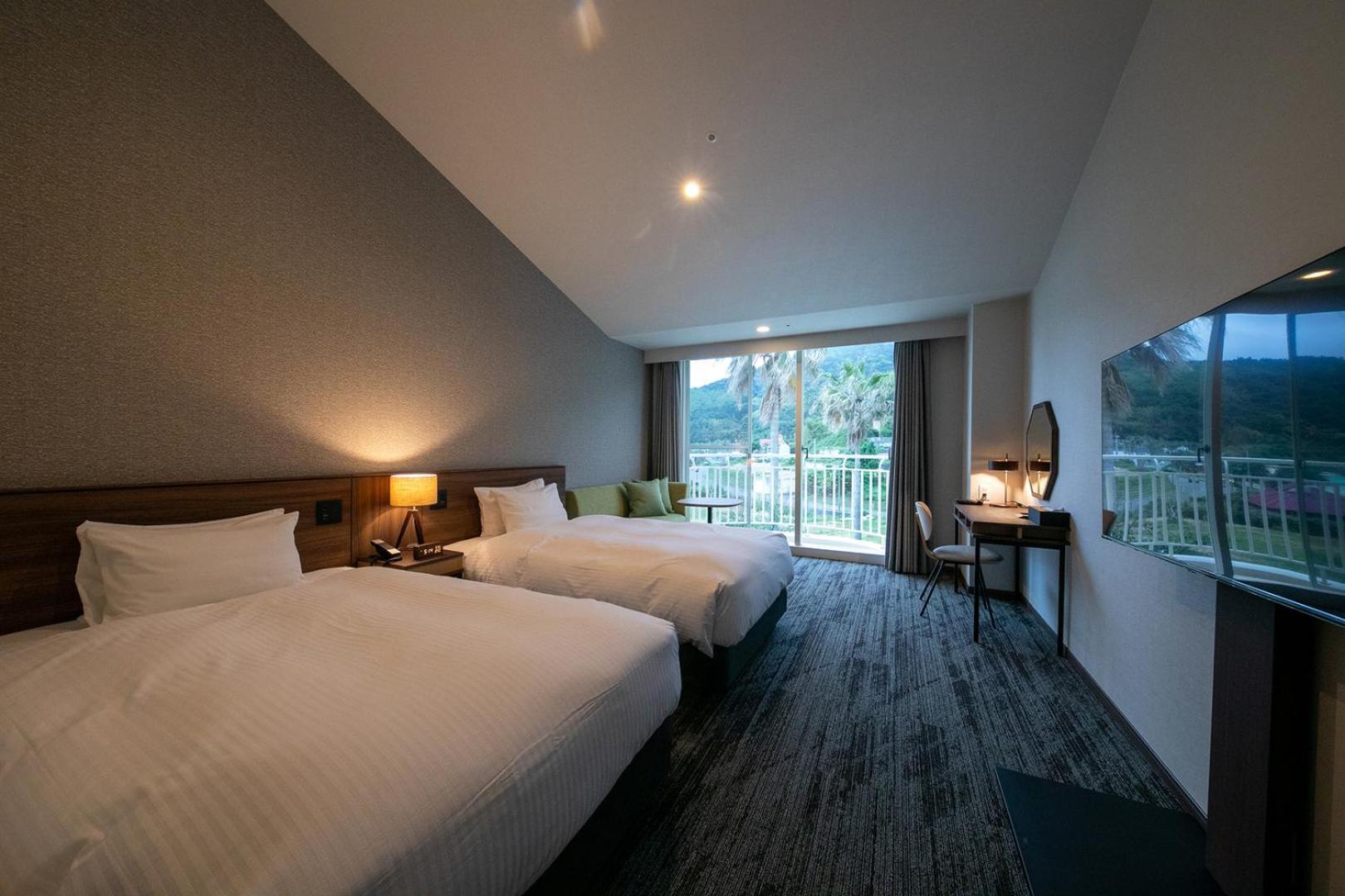 โฮเต็ล แอนด์ รีสอร์ต ซันไชน์ ซะซันเซะโตะ Hotel Suo-Oshima ภายนอก รูปภาพ